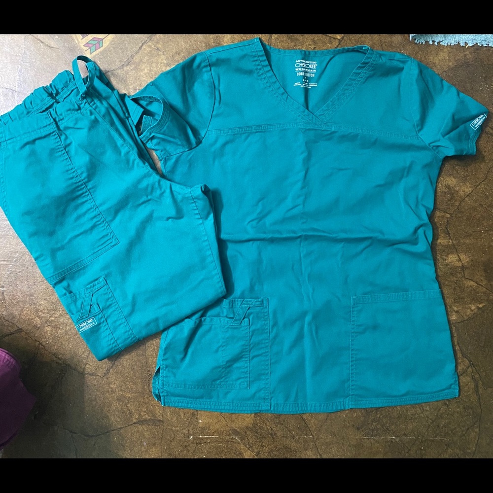 Scrub Set